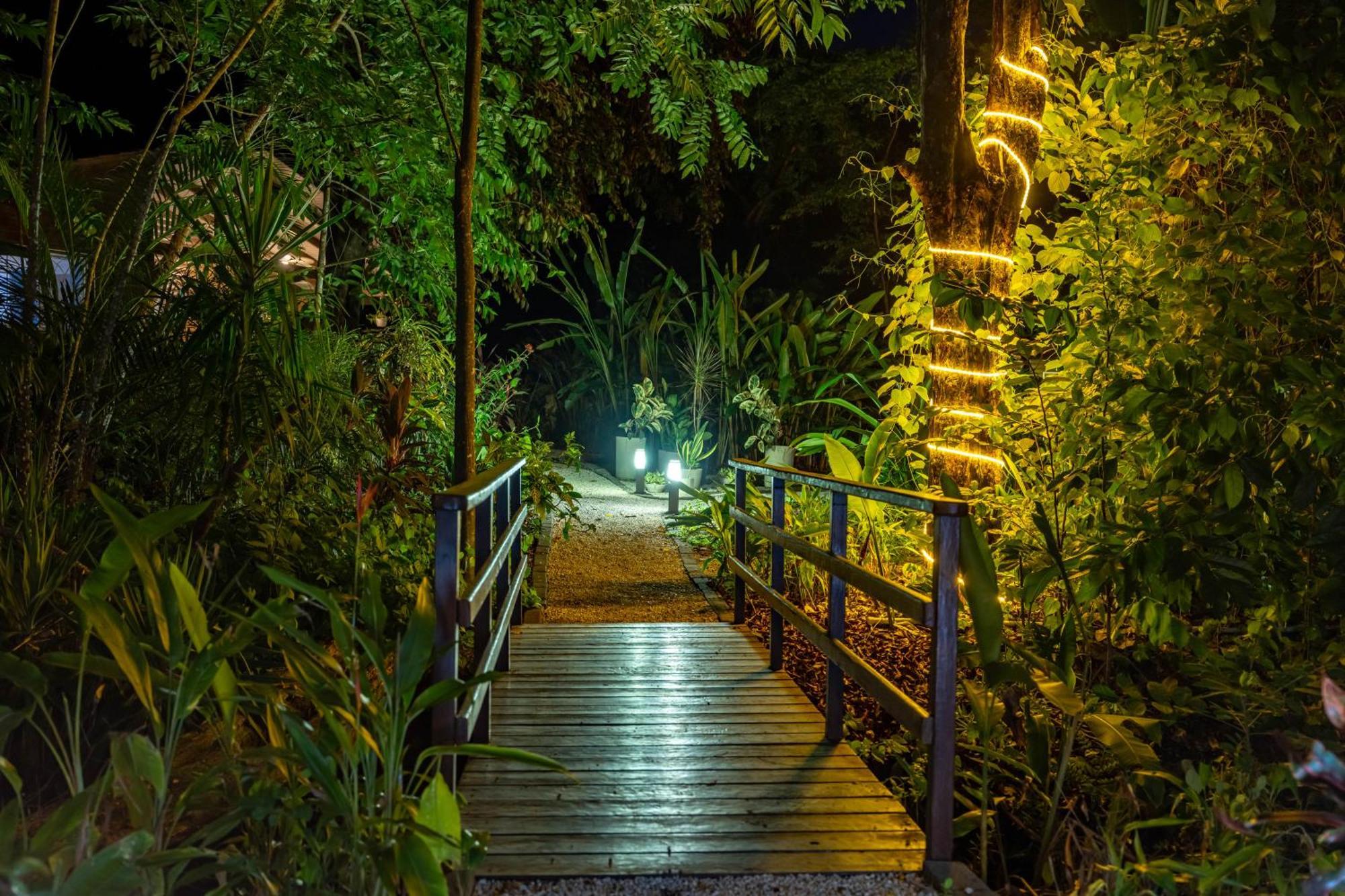 Boho Lodge Montezuma L&L Eksteriør bilde